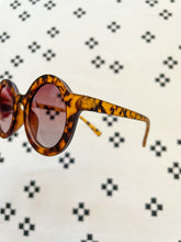 Load image into Gallery viewer, Baby Sunglasses
